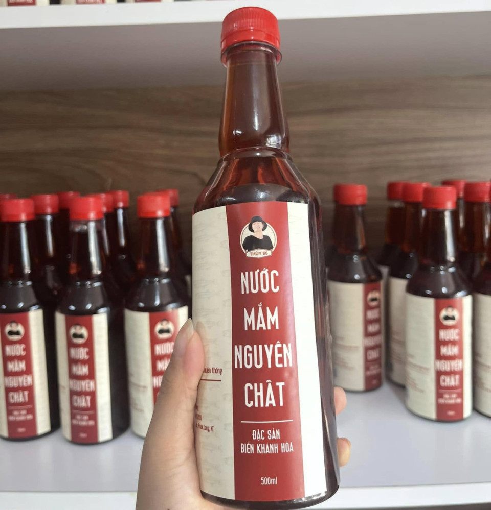 Nước mắm truyền thống Nha Trang – Bí quyết giữ trọn vị mặn mòi của biển