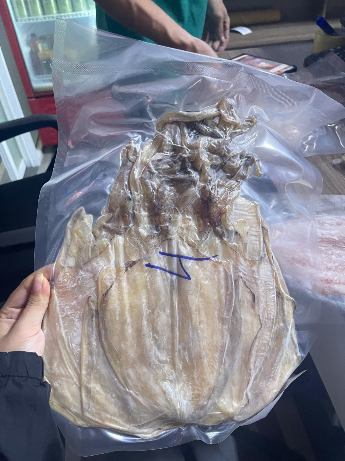 MỰC LÁ
